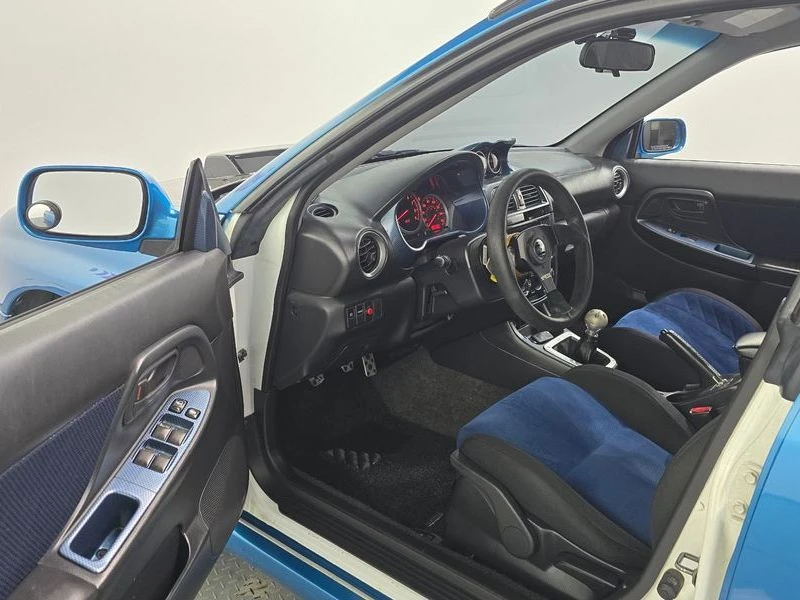 Subaru Impreza 2.0 Manual, снимка 17 - Автомобили и джипове - 56003076