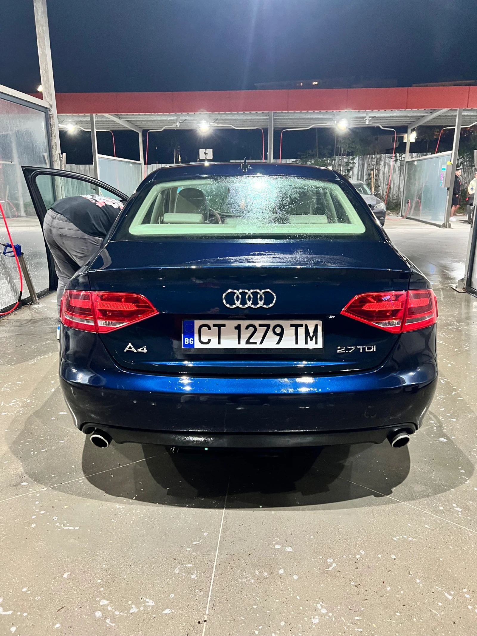 Audi A4 B8 2.7 TDI, автоматик, обслужена - изображение 2
