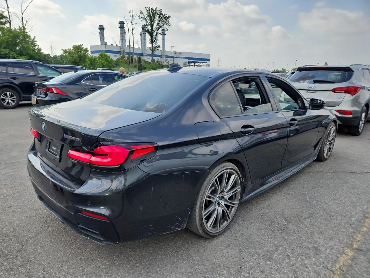 BMW 550 * CARFAX * АВТО КРЕДИТ * ЦЕНА ДО БГ! - изображение 4