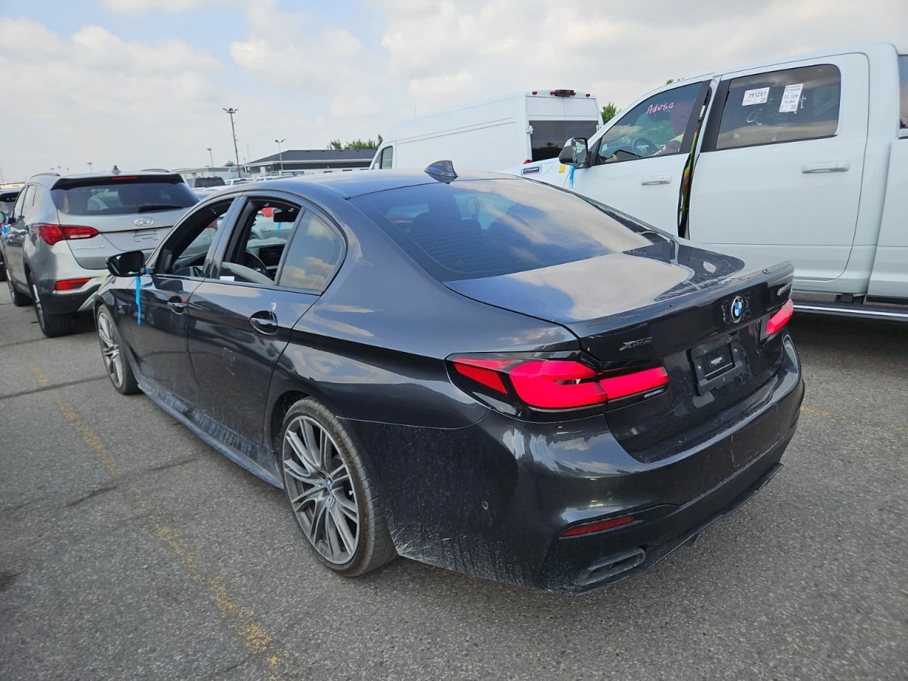 BMW 550 * CARFAX * АВТО КРЕДИТ * ЦЕНА ДО БГ! - изображение 3