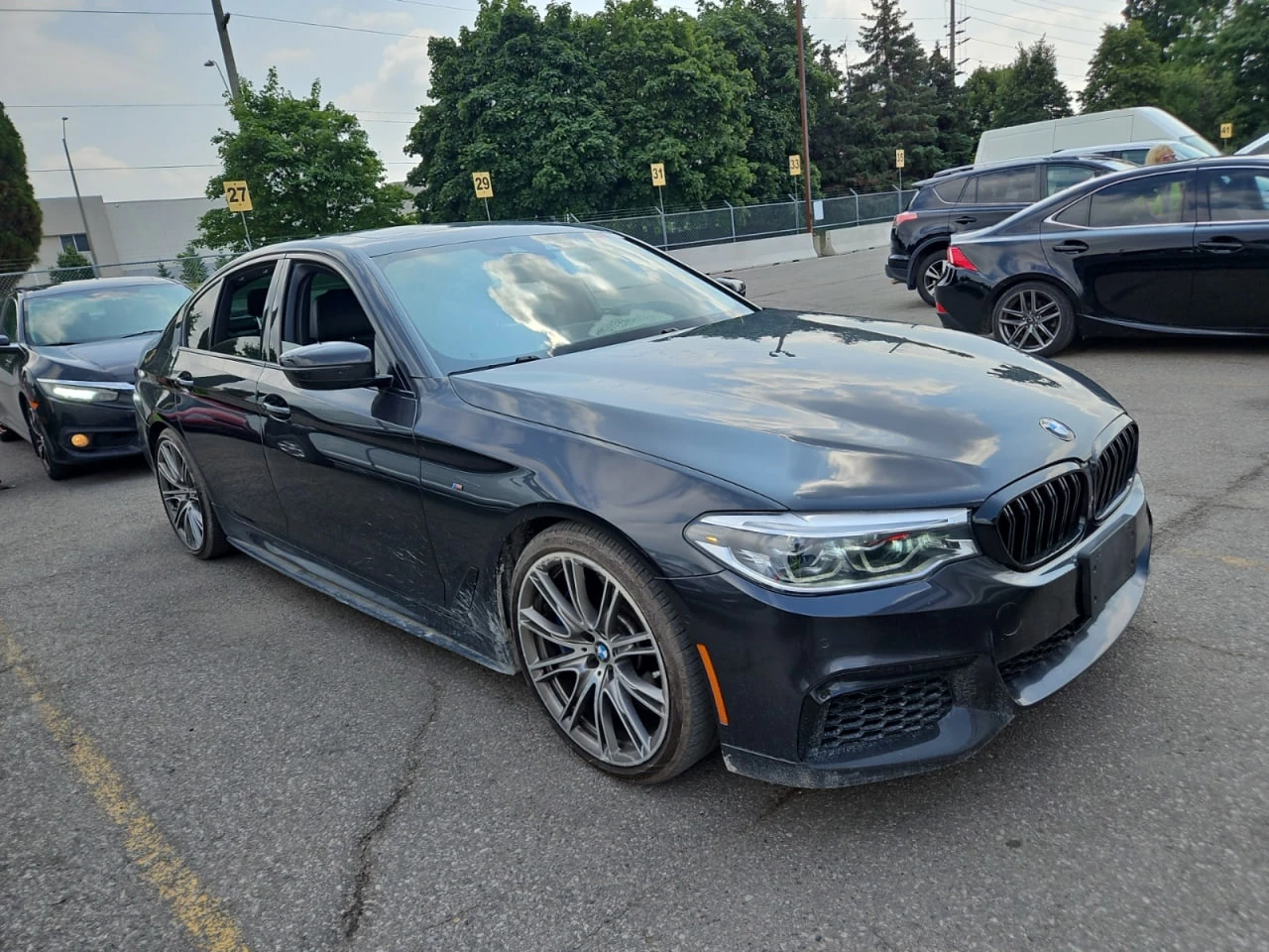 BMW 550 * CARFAX * АВТО КРЕДИТ * ЦЕНА ДО БГ! - изображение 2