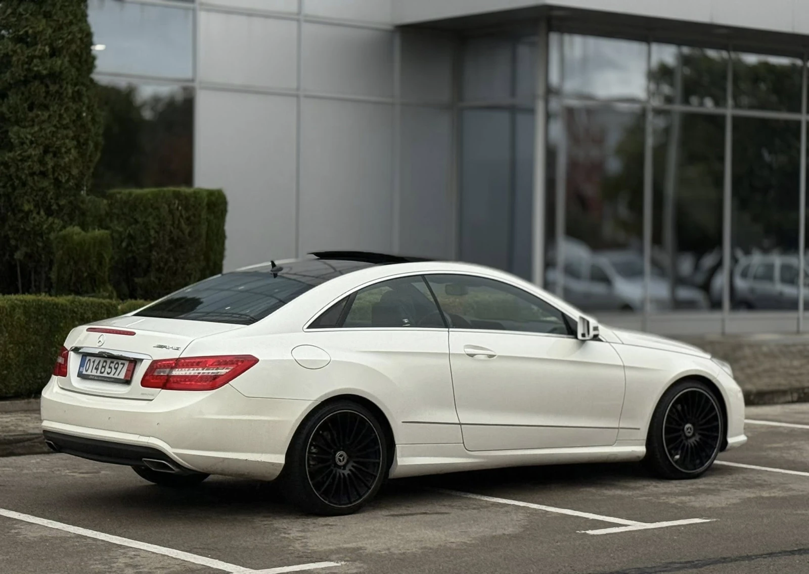 Mercedes-Benz E 200 Coupe AMG РЕАЛЕН ПРОБЕГ !!! - изображение 7