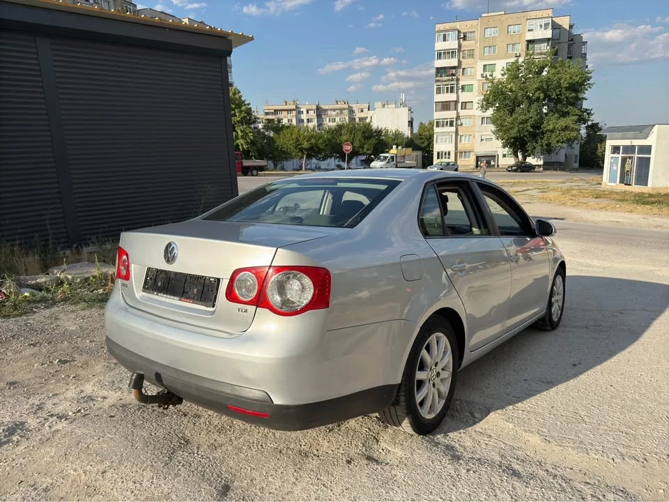 VW Jetta 1.9 ТДИ - изображение 7