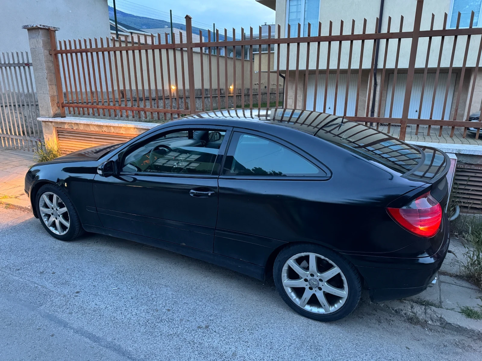 Mercedes-Benz C 230 Kompressor - изображение 3