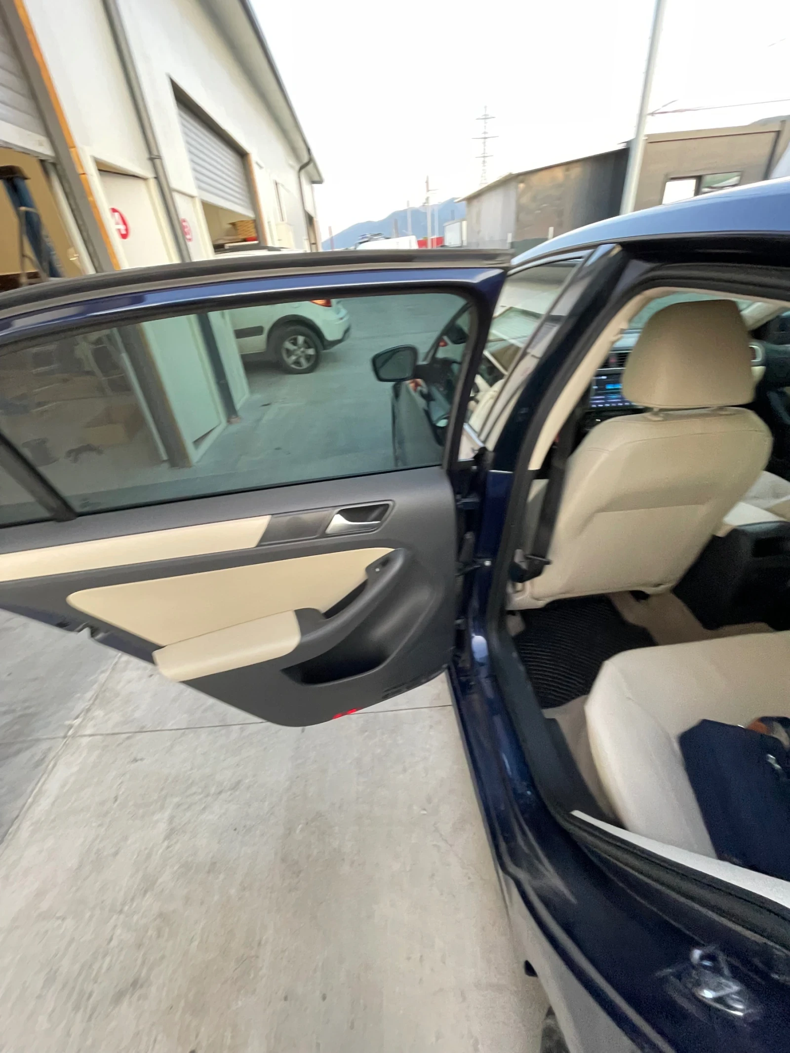 VW Jetta 2.5 de /газ/бензин - изображение 9