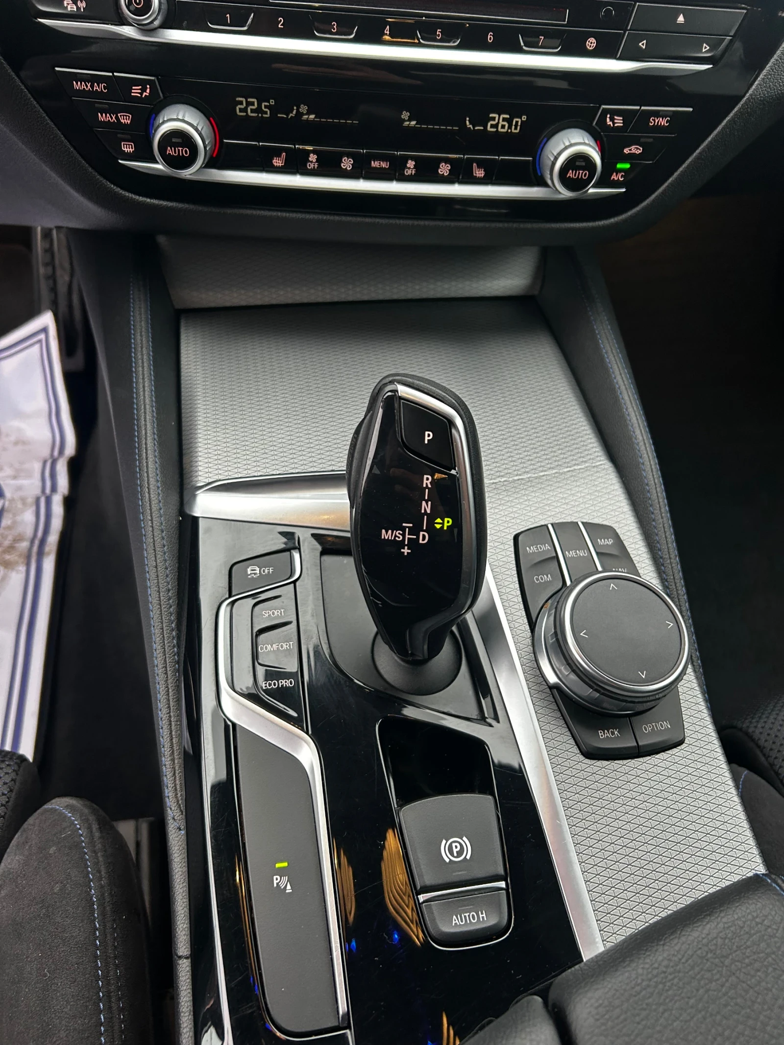 BMW 520 XDrive M Packet - изображение 6