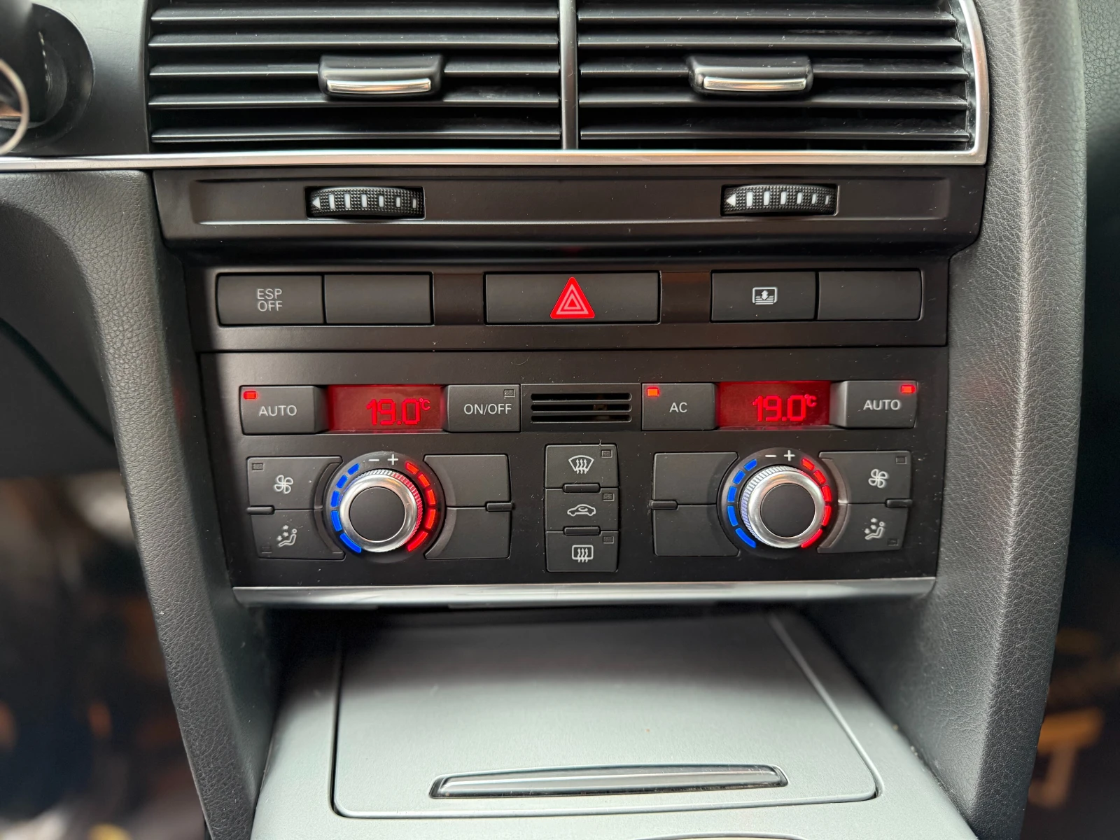 Audi A6 6 ������ ��������/2.7TDI Quattro Facelift 190�.�. | Mobile.bg � ����������� 12