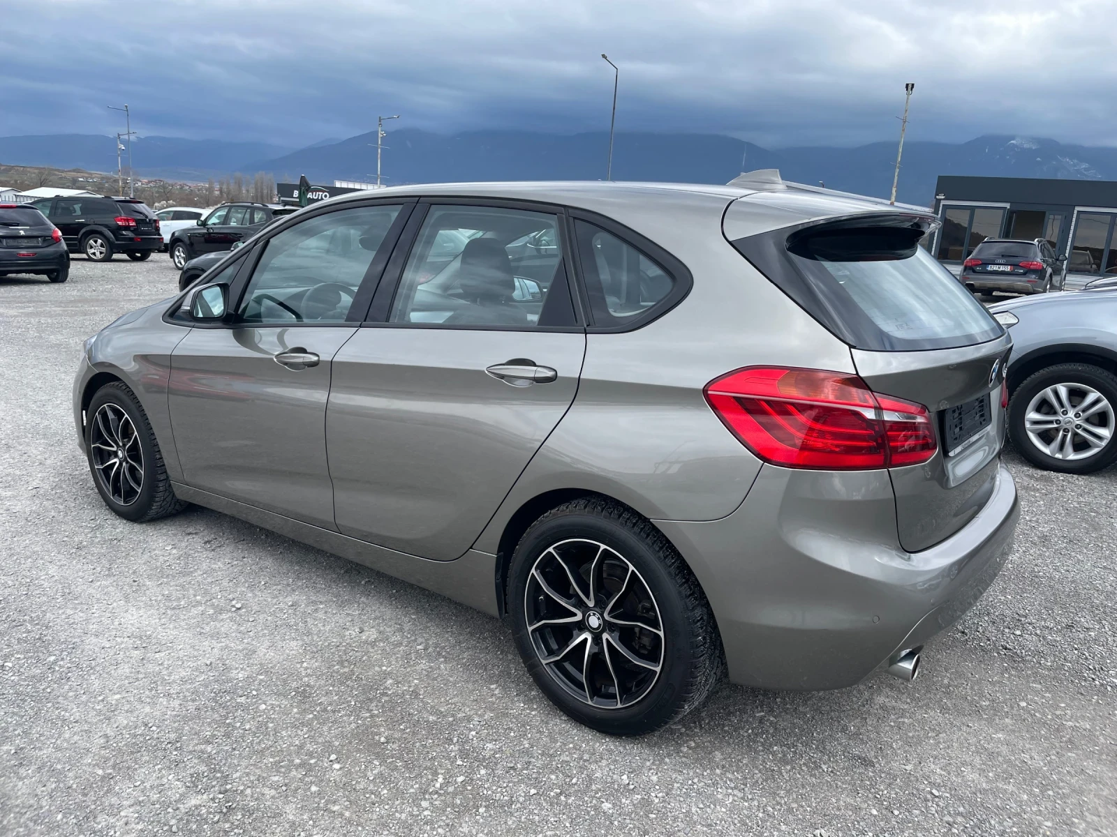 BMW 216 D NAVI AUTOMATIC EURO6 | Mobile.bg � ����������� 9
