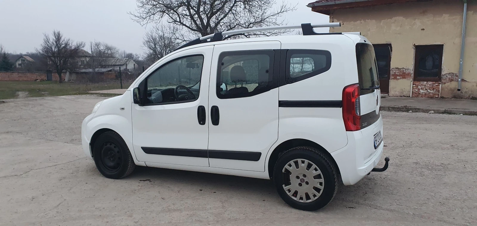Fiat Qubo Automat 1.3d Mjet , снимка 7 - Автомобили и джипове - 53727183