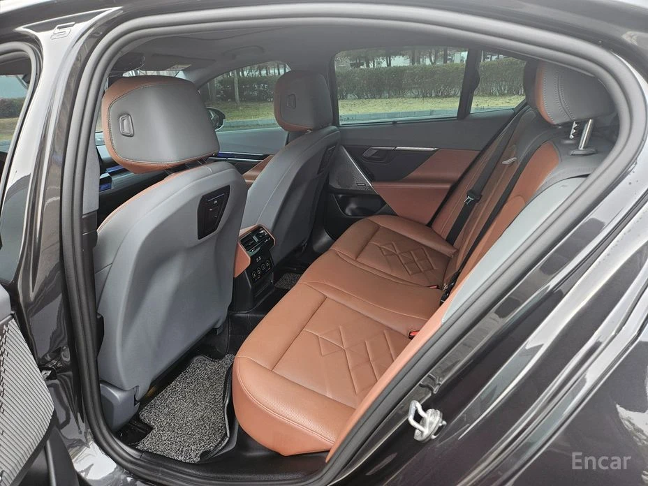 BMW 530 �������* ���������* 360������* LANE* ASSIST*  | Mobile.bg � ����������� 15