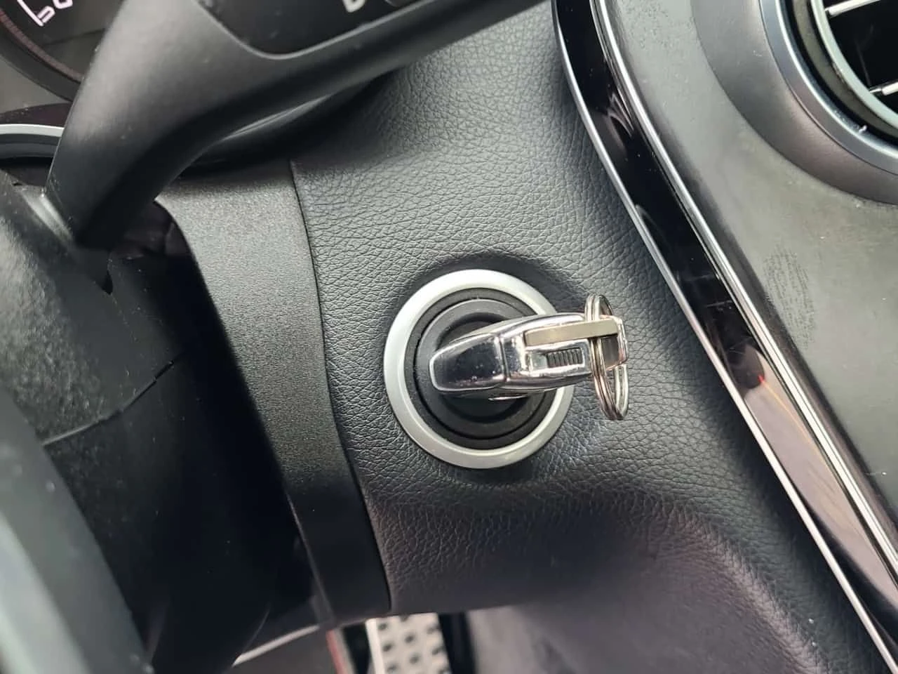 Mercedes-Benz C 43 AMG /360/BURMESTER/ПОДГРЕВИ, снимка 8 - Автомобили и джипове - 54388683