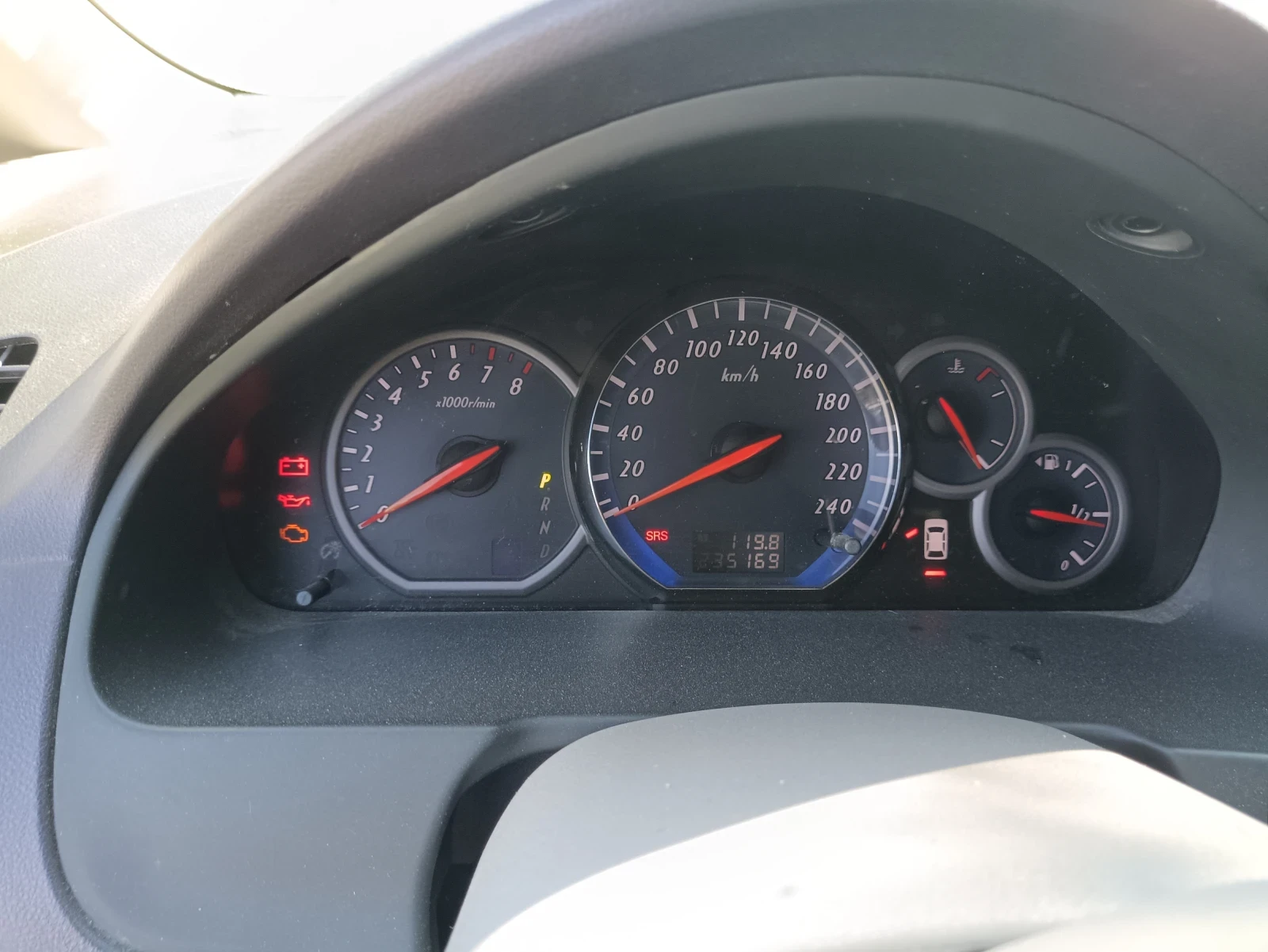 Mitsubishi Grandis, снимка 10 - Автомобили и джипове - 54722940