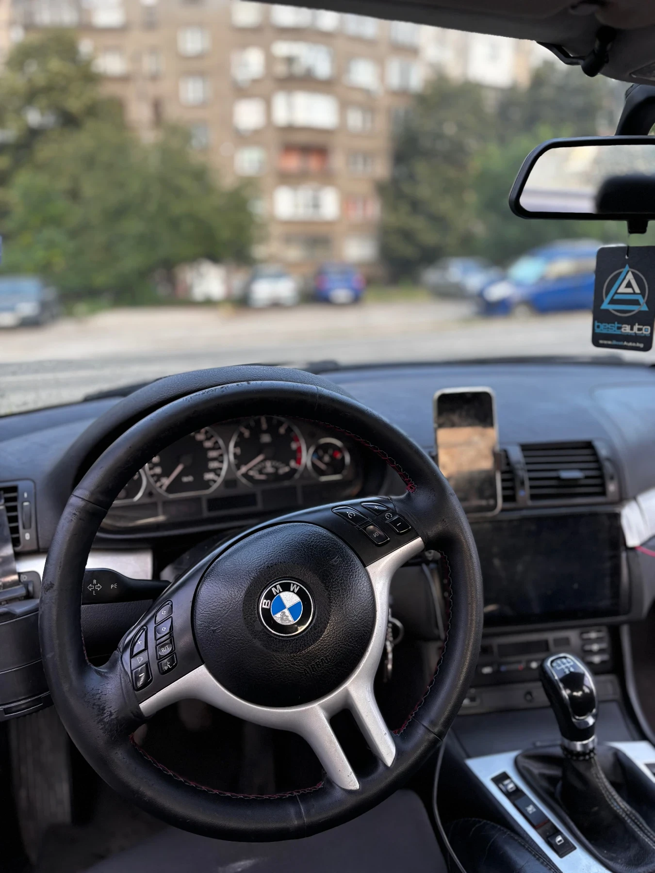BMW 320, снимка 14 - Автомобили и джипове - 55011811