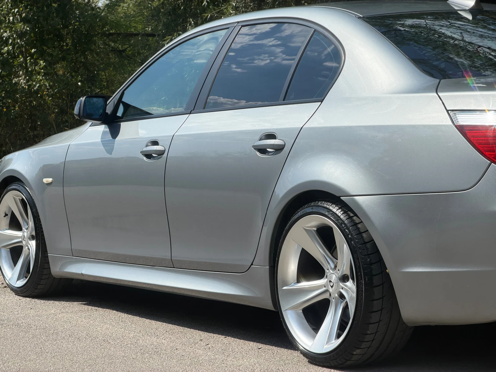BMW 530 М пакет газ автомат, снимка 4 - Автомобили и джипове - 55575792