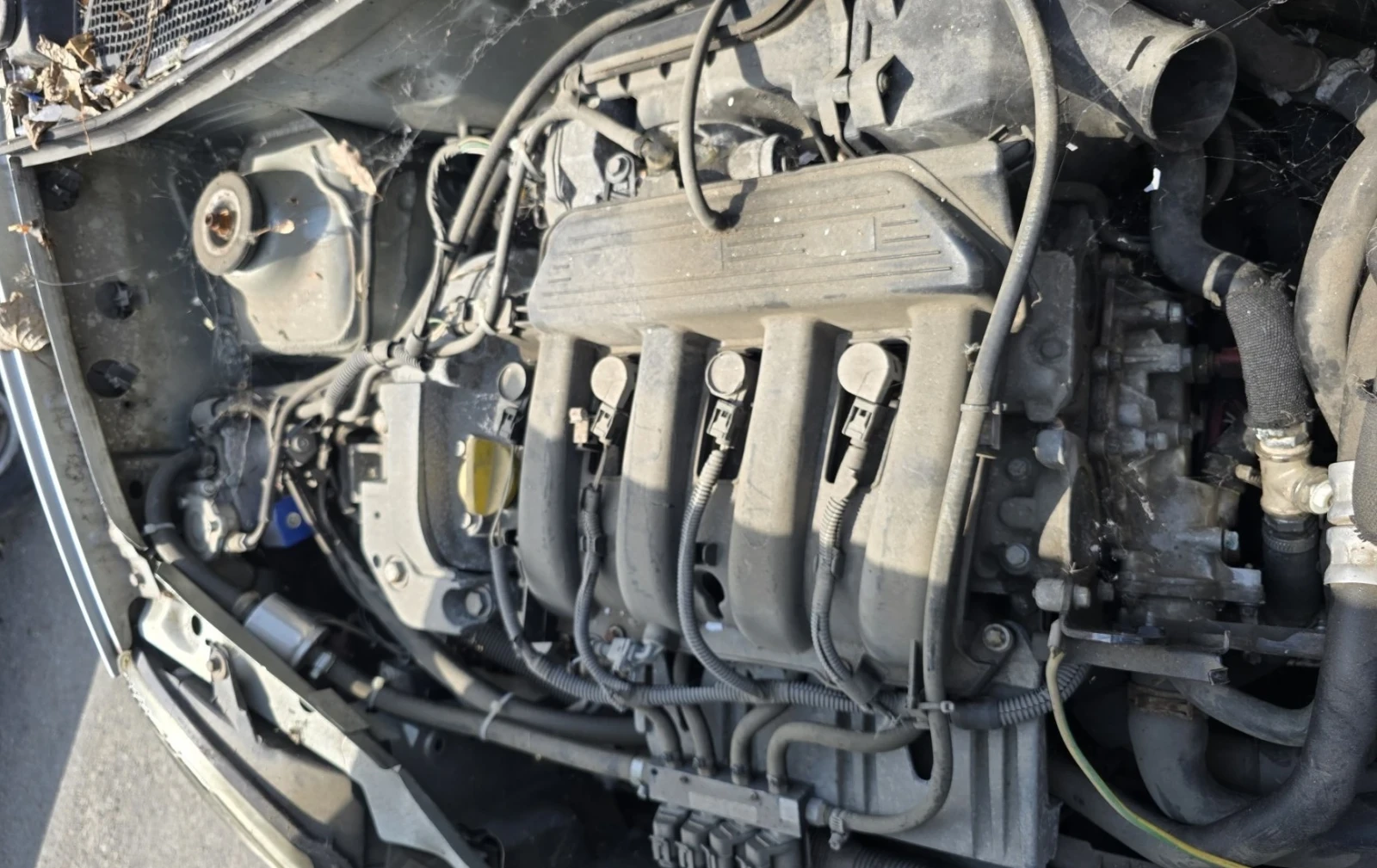 Renault Kangoo 1.6 i, снимка 7 - Автомобили и джипове - 55657969