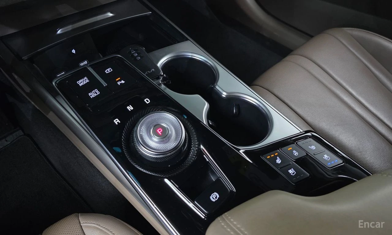 Kia K8 3.5* NOBLESSE* ОБДУХВАНЕ* ДИСТРОНИК* 360КАМЕРА* LA, снимка 12 - Автомобили и джипове - 55743273