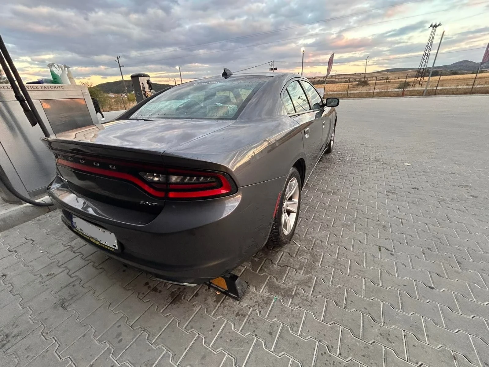 Dodge Charger, снимка 4 - Автомобили и джипове - 56282295