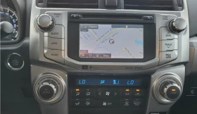 Toyota 4runner 4.0* V6* ПОДГРЕВ* КАМЕРА* КЕЙЛЕС* LANE* ASSIST, снимка 10