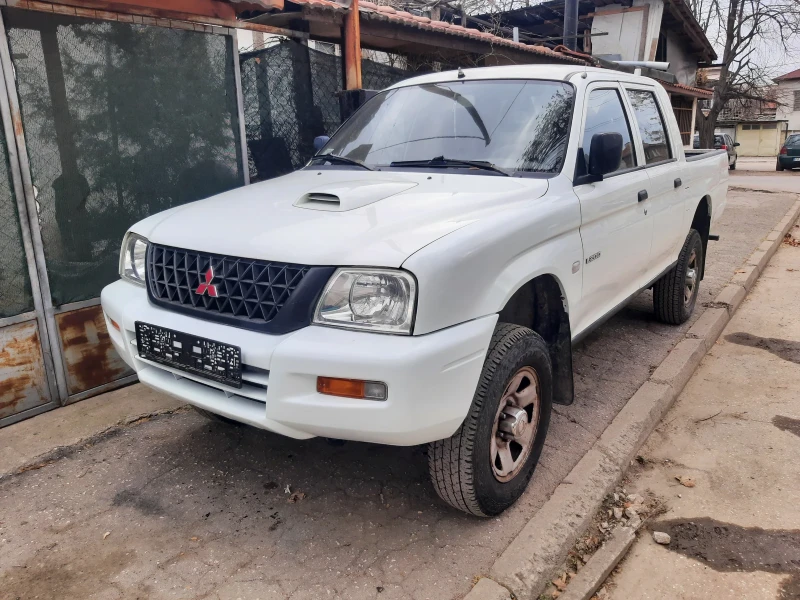 Mitsubishi L200, снимка 3 - Автомобили и джипове - 49171077