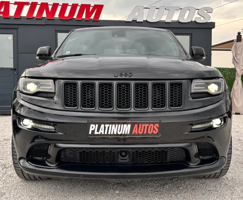 Jeep Grand cherokee 6.4/SRT/PANORAMA/FULL, снимка 2 - Автомобили и джипове - 52145250