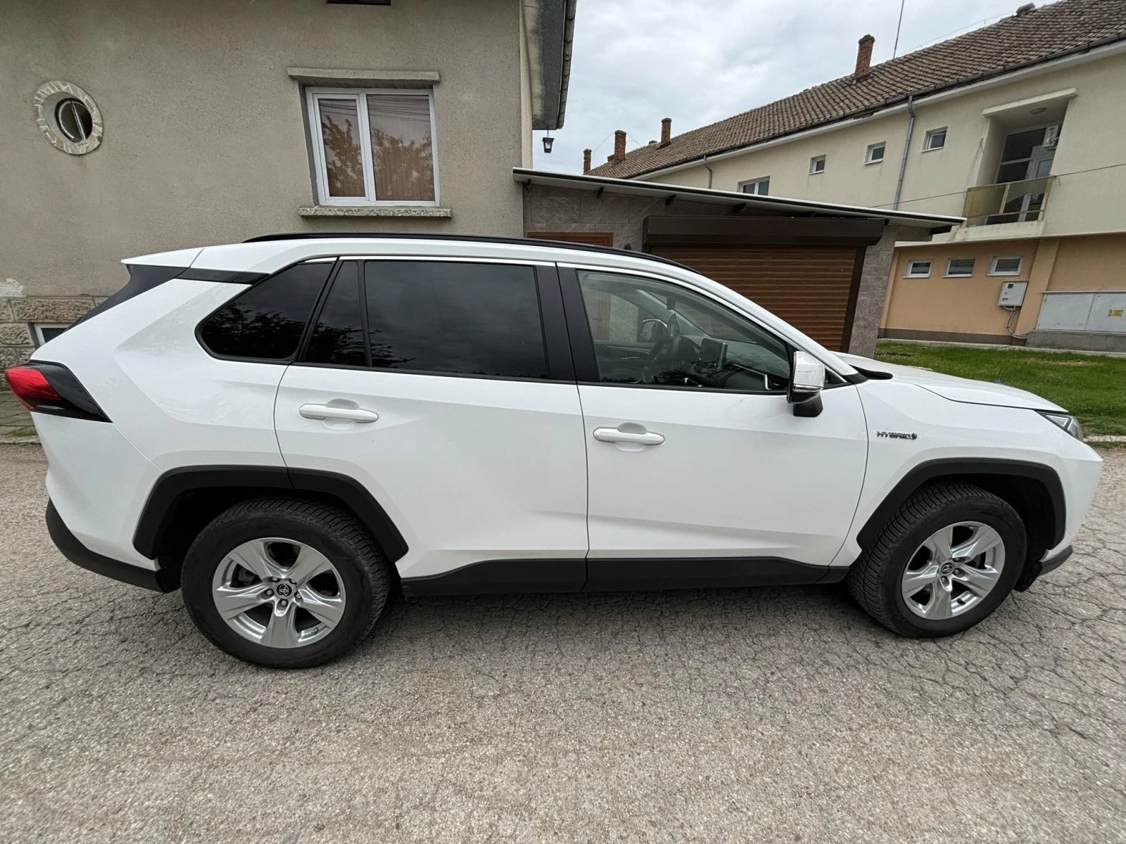 Toyota Rav4  - изображение 4