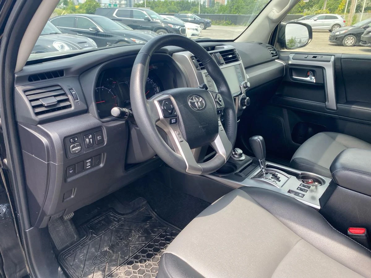 Toyota 4runner 4WD* Авто финансиране* Карфакс - изображение 6