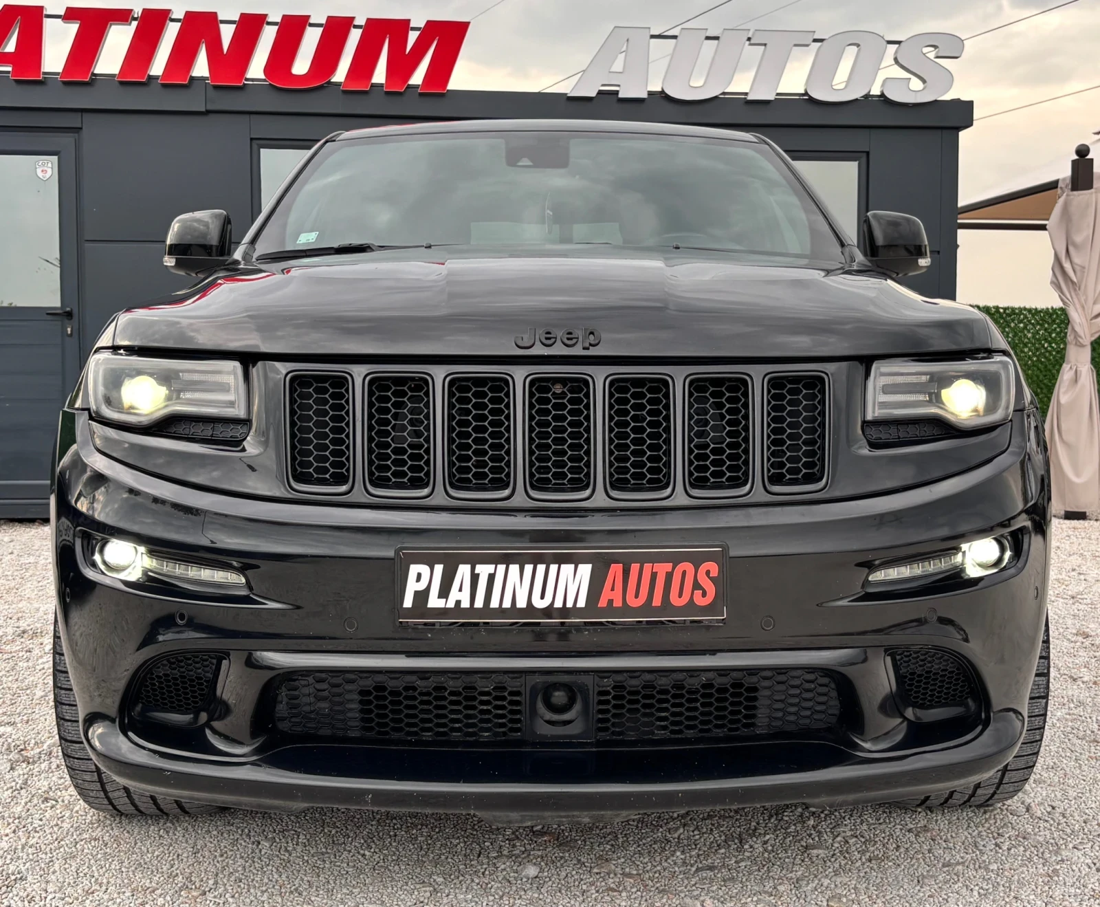 Jeep Grand cherokee 6.4/SRT/PANORAMA/FULL | Mobile.bg   2