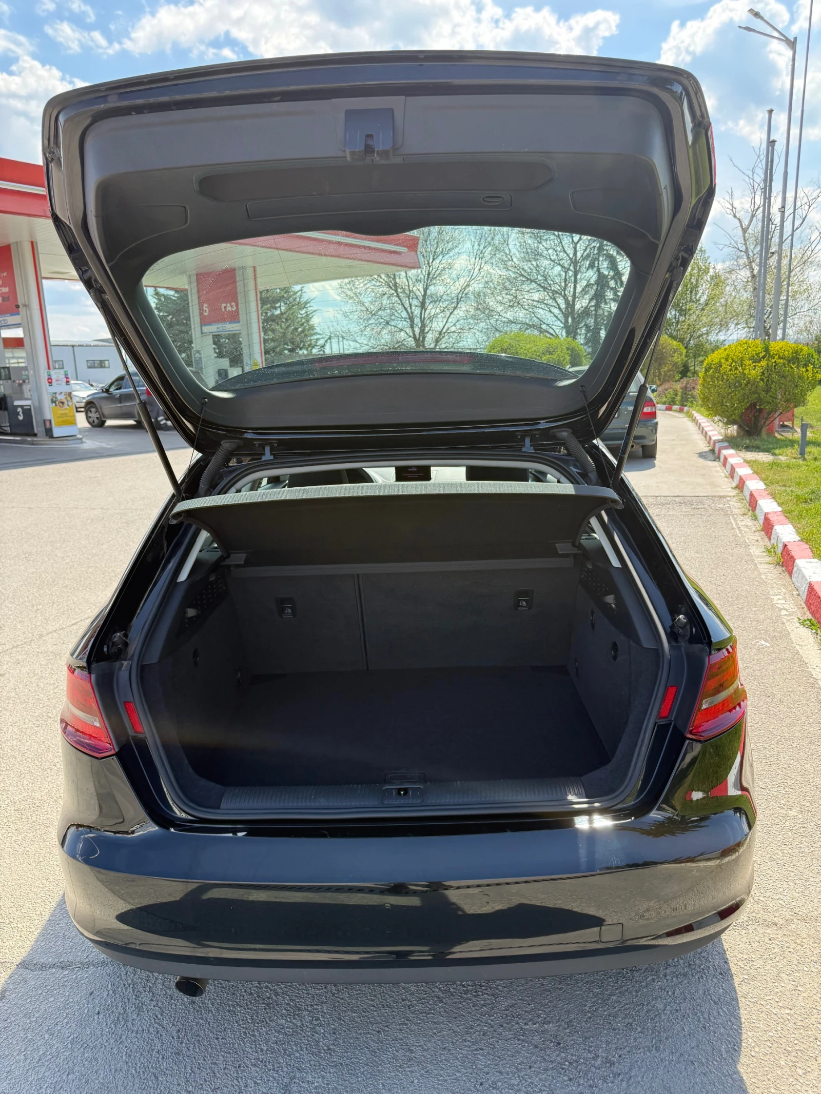 Audi A3 1.6TDI EURO5B | Mobile.bg � ����������� 9