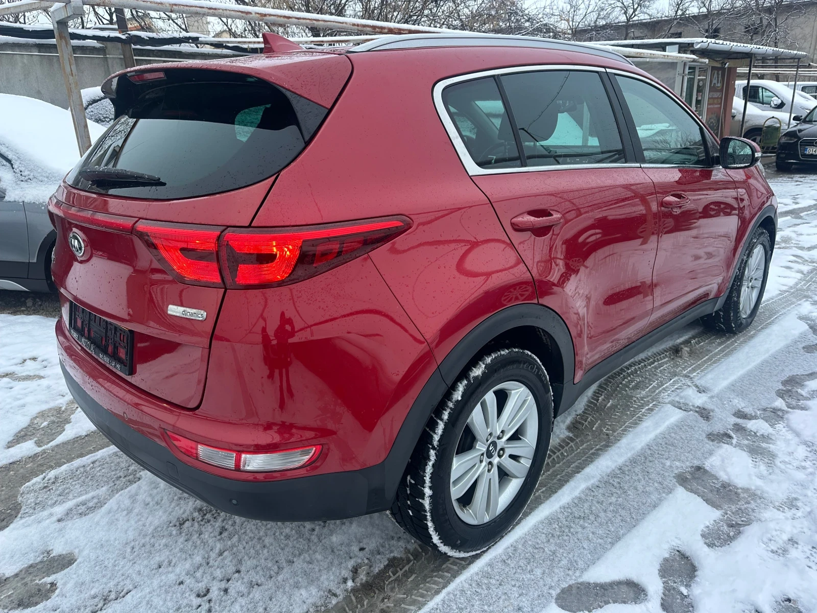 Kia Sportage 1.7 CRDI-141 k.c.-137000 КМ. - изображение 4