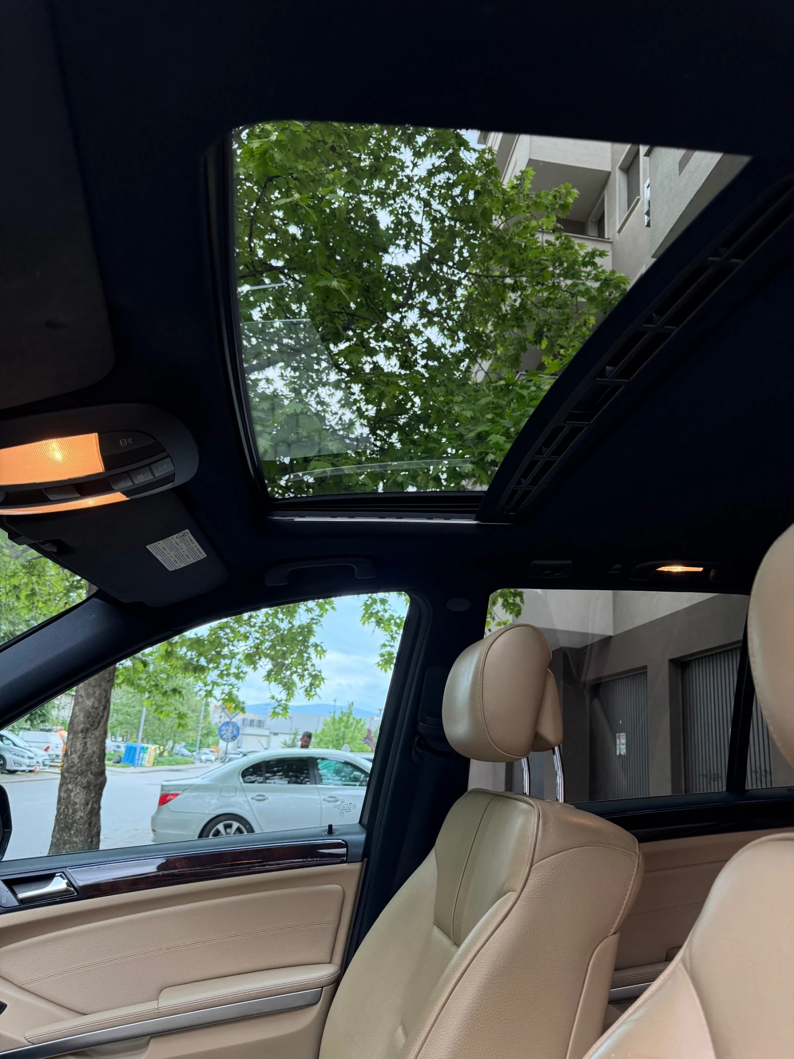 Mercedes-Benz ML 320 Facelift, снимка 17 - Автомобили и джипове - 54490095