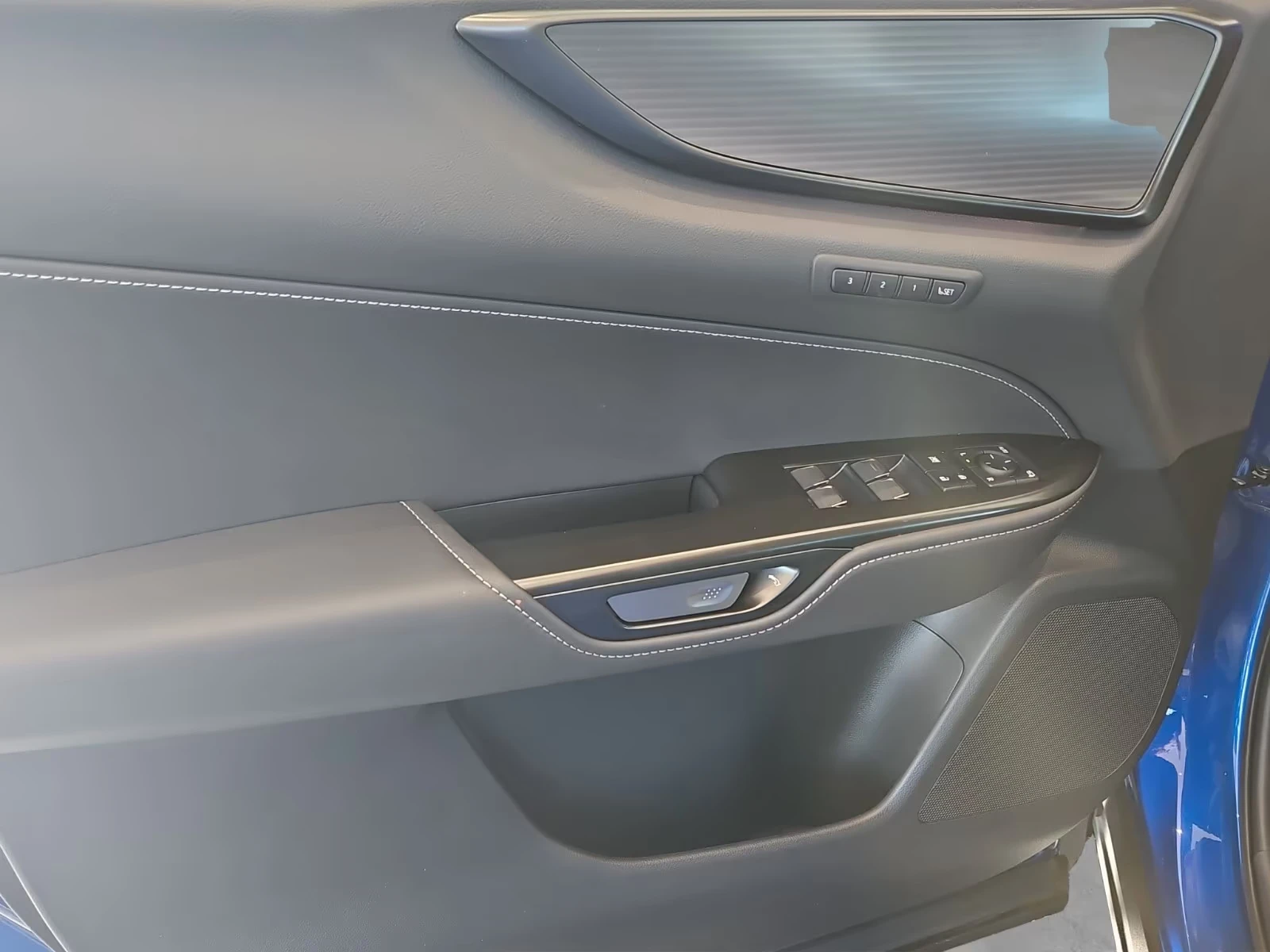 Lexus NX 450 h+ /F-SPORT/4X4/292HP/ВСИЧКИ ЕКСТРИ/PANO/360/268h, снимка 16 - Автомобили и джипове - 55015278