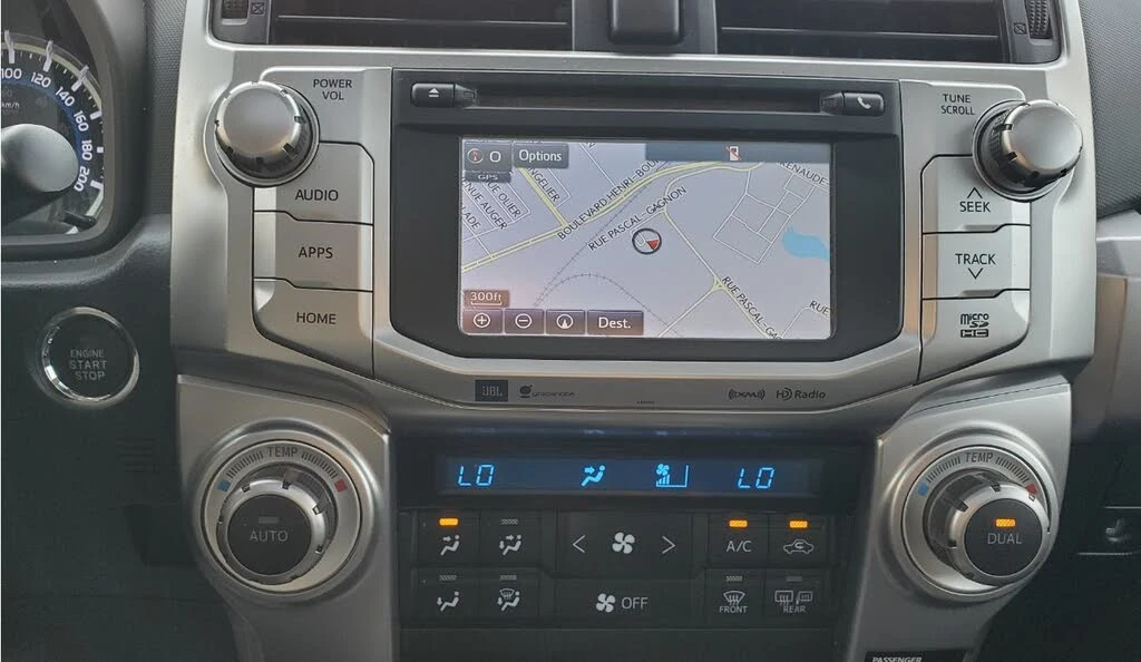 Toyota 4runner 4.0* V6* ПОДГРЕВ* КАМЕРА* КЕЙЛЕС* LANE* ASSIST, снимка 10 - Автомобили и джипове - 55434192