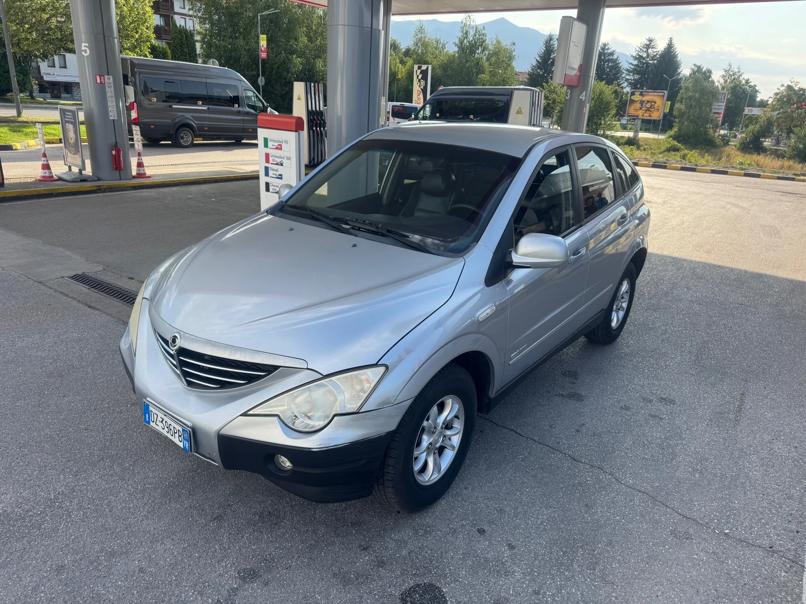 SsangYong Actyon, снимка 7 - Автомобили и джипове - 55440736