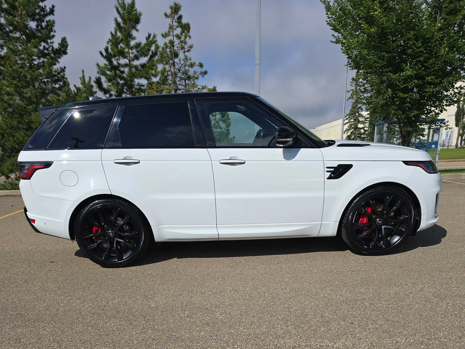 Land Rover Range Rover Sport HST / ПРОГНОЗНА ЦЕНА до БГ, снимка 3 - Автомобили и джипове - 55676684