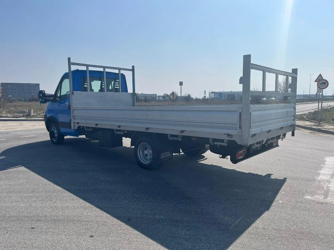 Iveco Daily 35C18 XXL 3.5T 3.0L 180KC 7.30М * КЛИМА ПЕРФЕКТЕН, снимка 6 - Бусове и автобуси - 53806687