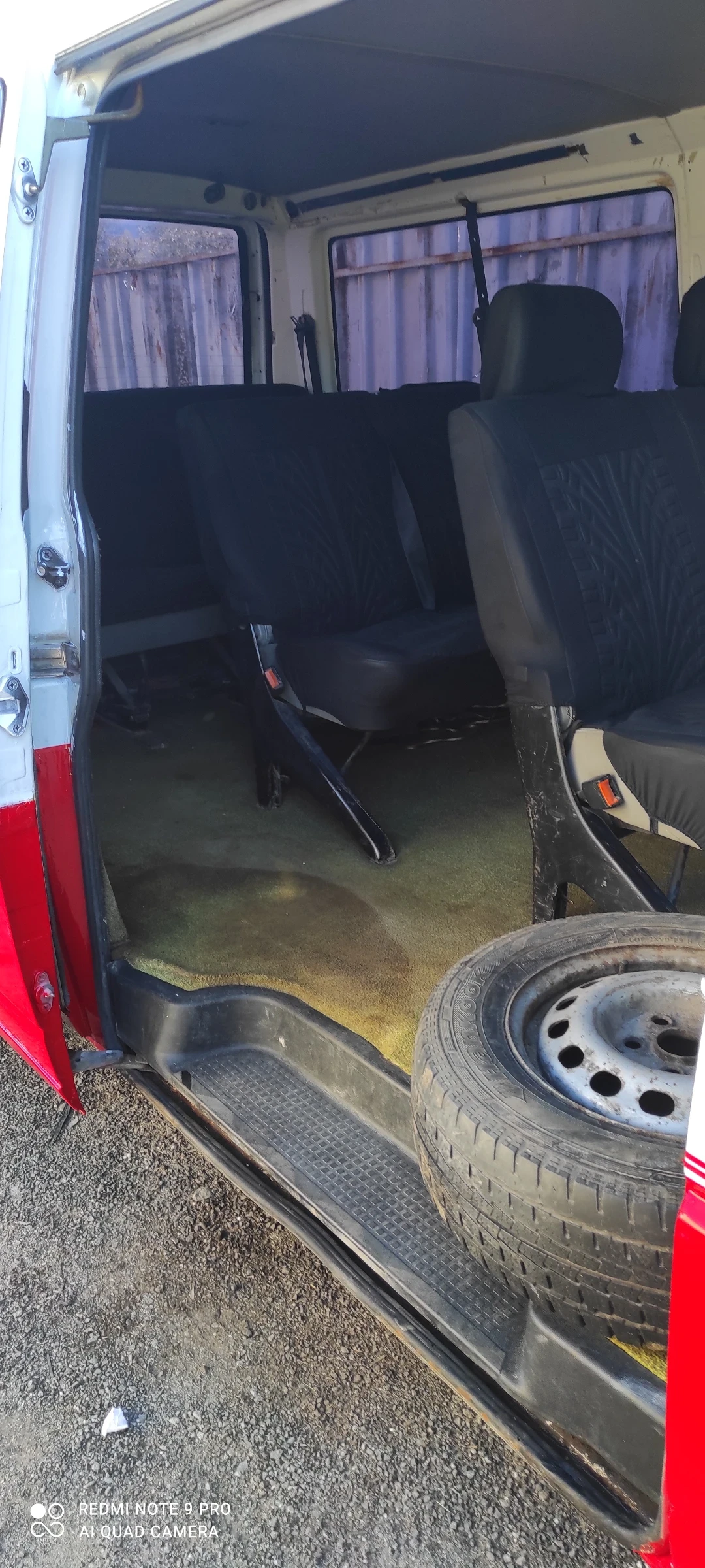 VW Transporter, снимка 15 - Бусове и автобуси - 54411933