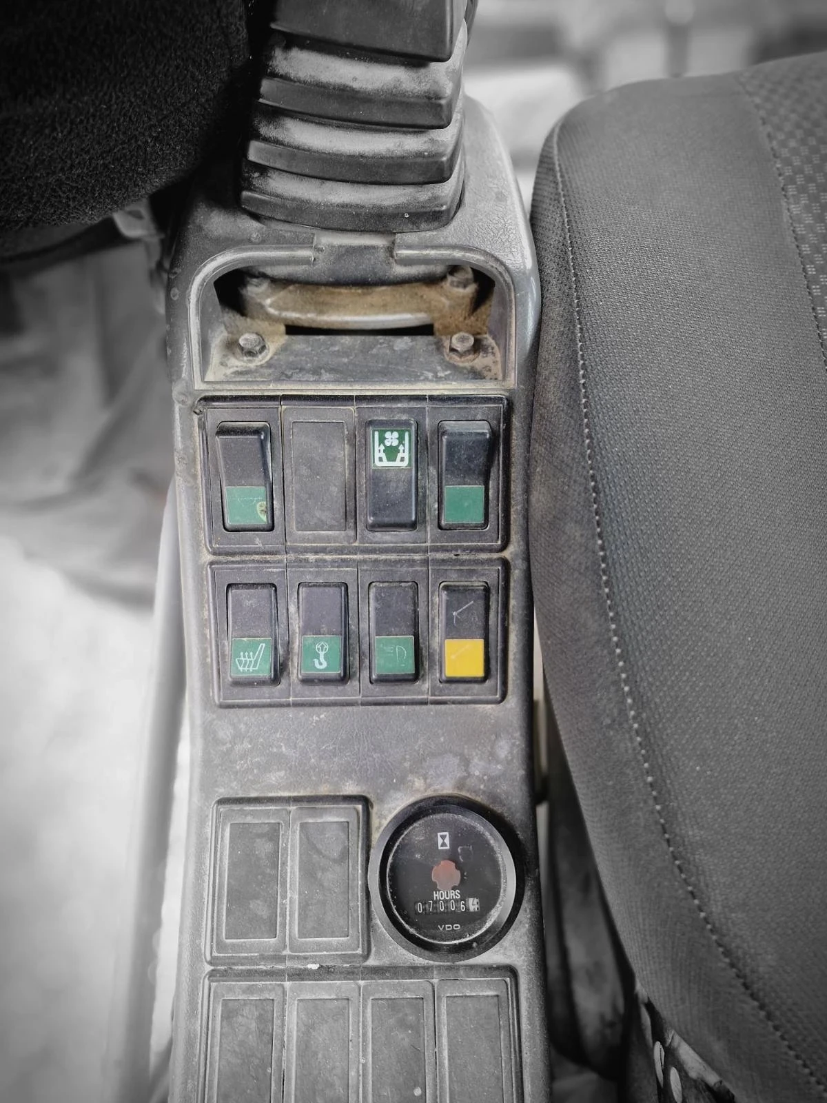 Багер Volvo EC210, снимка 12 - Индустриална техника - 56152404