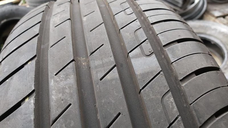 Гуми Летни 225/50R17, снимка 4 - Гуми и джанти - 29272557