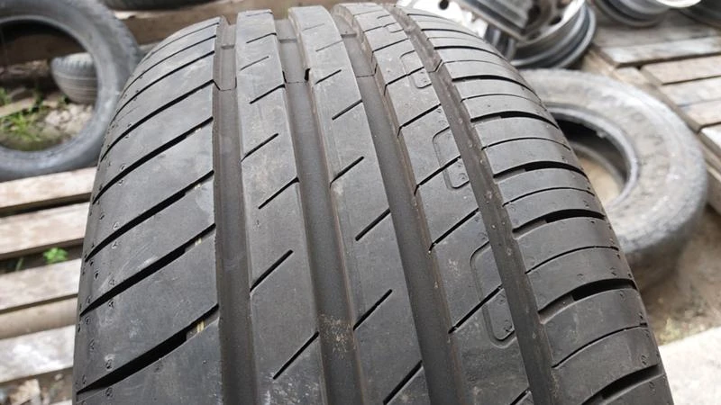 Гуми Летни 225/50R17, снимка 1 - Гуми и джанти - 29272557