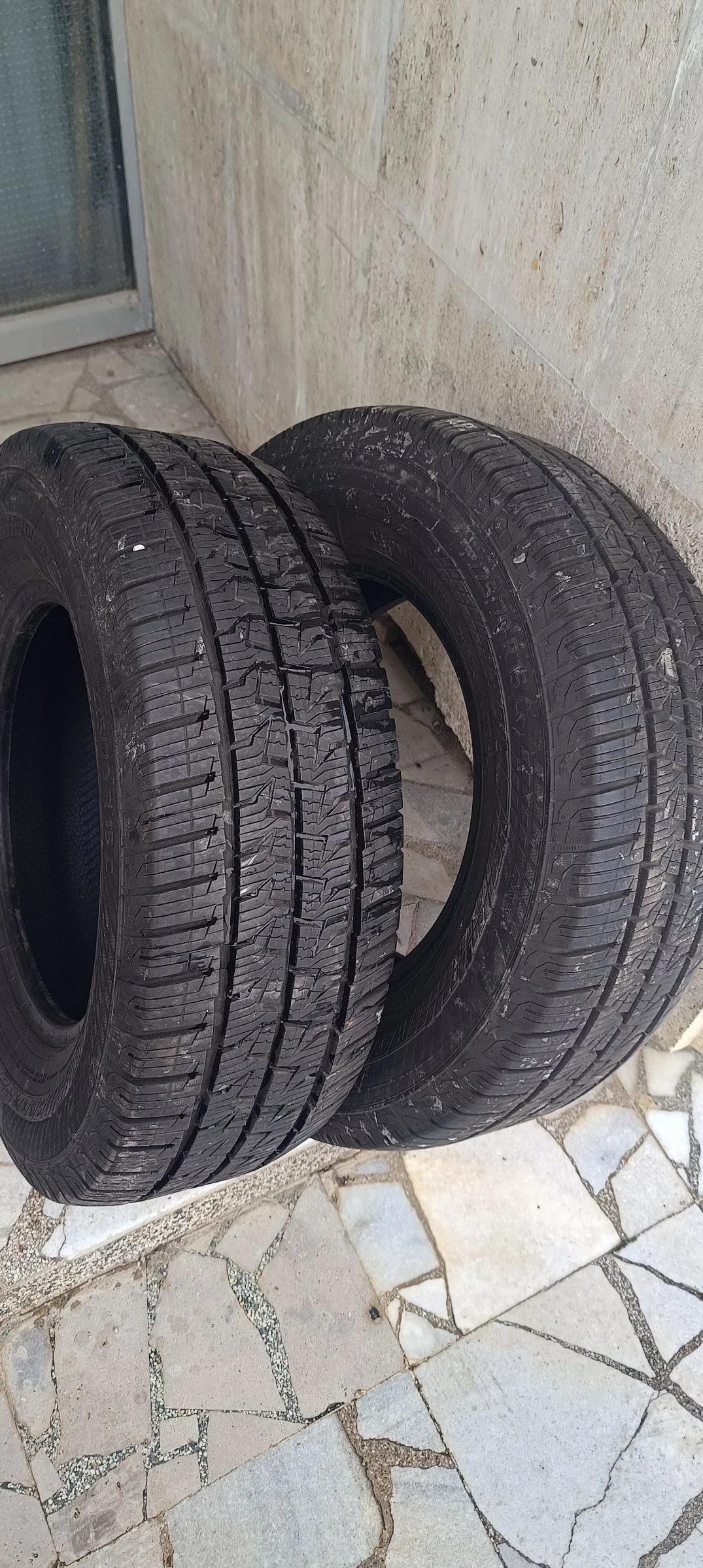 ���� 225/70R15 | Mobile.bg � ����������� 1