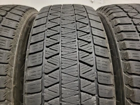 Гуми Зимни 215/65R16, снимка 4 - Гуми и джанти - 48422157