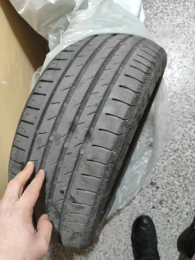 Гуми Летни 215/50R17, снимка 7 - Гуми и джанти - 49303135