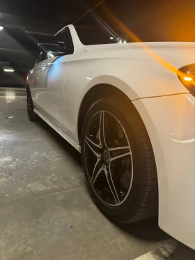 Mercedes-Benz E 300 AMG Line/Widescreen/Panorama/4MATIC, снимка 6