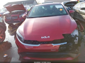 Kia Forte 2.0L I-4 DOHC, VVT, 147HP Front Wheel Drive, снимка 12