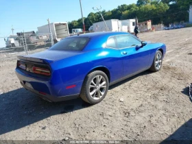 Dodge Challenger SXT AWD - [7] 