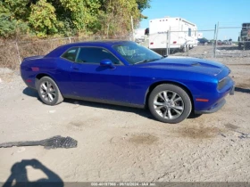 Dodge Challenger SXT AWD - [8] 