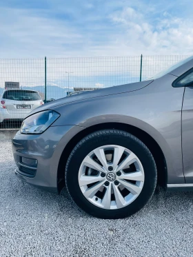 VW Golf 1.6 TDI * Навигация* Сервизна книжка* Реални км * , снимка 16