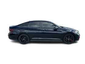 VW Jetta GLI/РЪЧКА/ПАНОРАМА/ПОДГРЕВ/ОБДУХ/CARFAX | Auto.bg — изображение 4