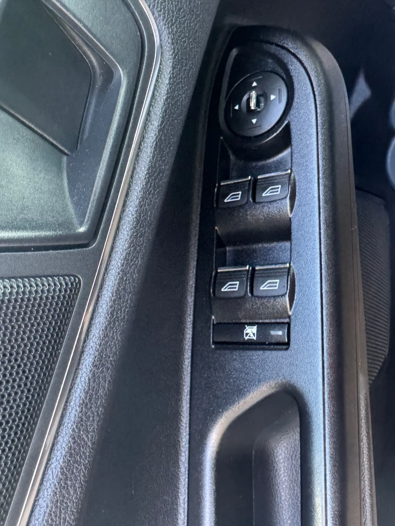 Ford B-Max 1.6-TDCI, снимка 13 - Автомобили и джипове - 52416848