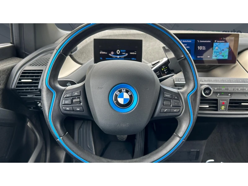 BMW i3 120 Ah Термопомпа, Месечна вноска от 525 лв., снимка 14 - Автомобили и джипове - 52554867